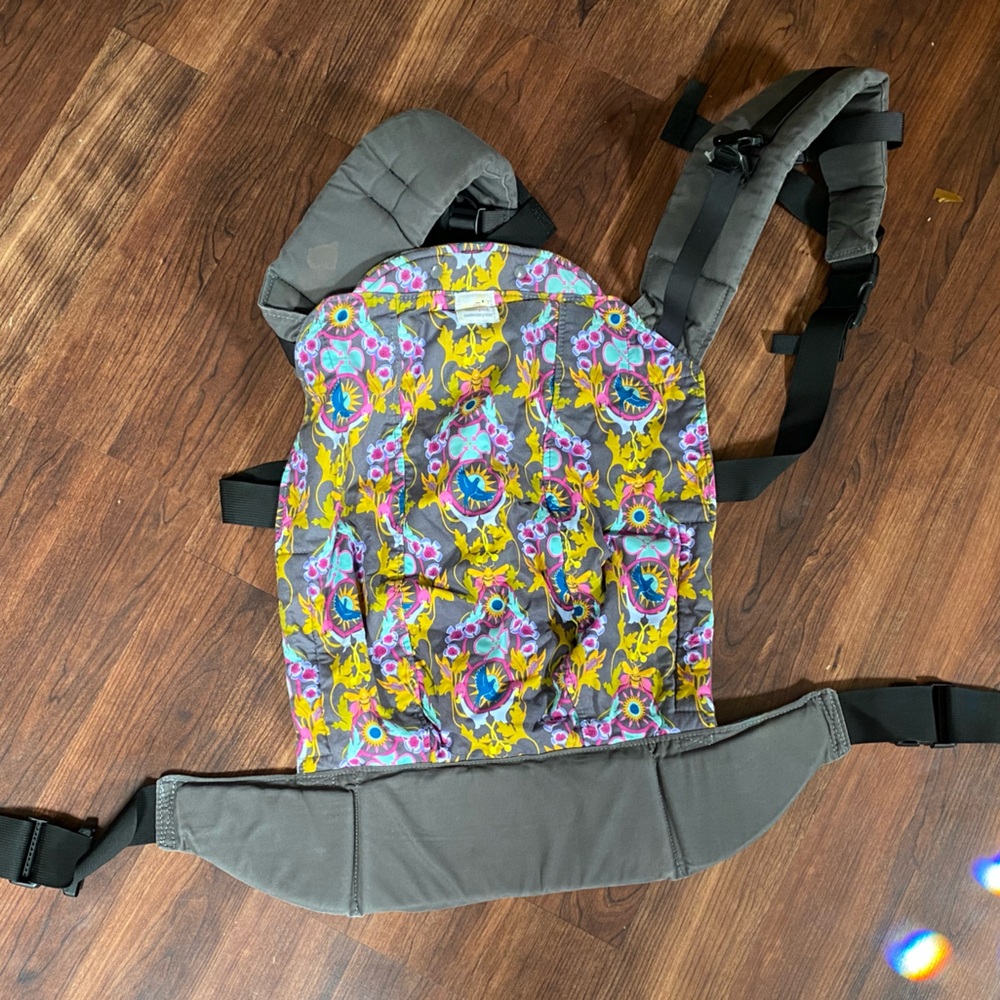 Kinderpack- Preschool carrier “birds & bees”